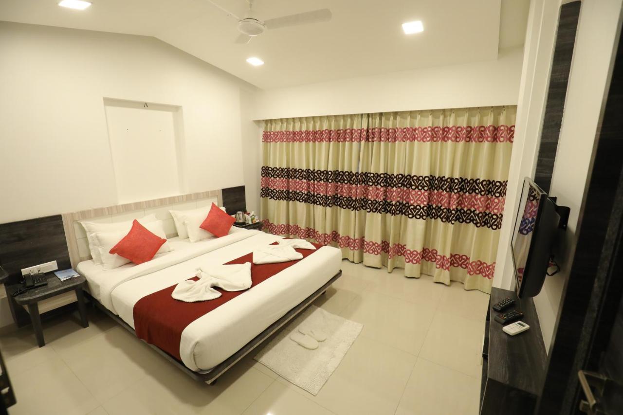Imperial Grande Resort Лонавала Экстерьер фото